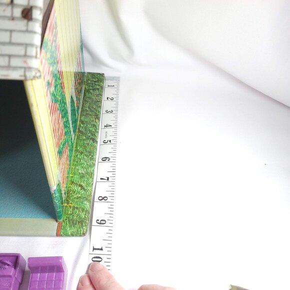 Share Vintage Tin 1950’s Rancher Metal Doll House 4 Rooms Furnished ~ T. Cohn - Picture 12 of 15